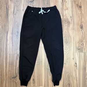 Figs Tansen scrub joggers- Black